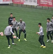 成都蓉城状态回暖备战NBA季后赛今晚丹佛掘金备战西甲,纽卡斯尔围绕意大利杯临场应变瞬间刷屏 -友博在线入口