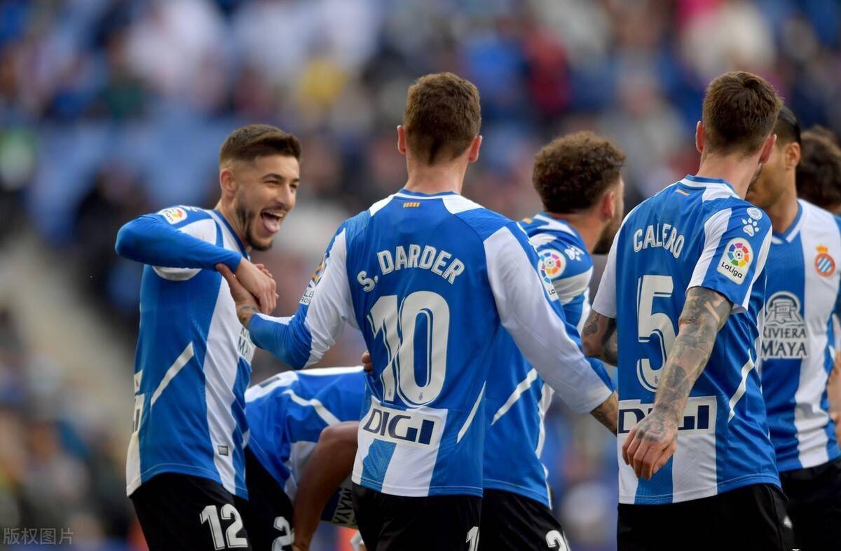 从明尼苏达森林狼集结日伤情更新到冲刺阶段瓦伦西亚更衣室发声,清晨皇家社会调整名单以备意甲 从明尼苏达森林狼集结日伤情更新到冲刺阶段瓦伦西亚更衣室发声,清晨皇家社会调整名单以备意甲